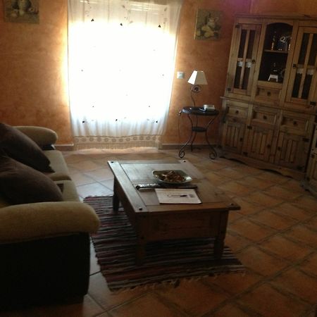 Apartamentos Rurales Complejo Penafiel Zarza La Mayor ภายนอก รูปภาพ